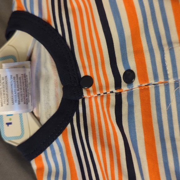 NWT infant one piece blue and orange romper by duck duck Goose size 0-3 months - Picture 8 of 9